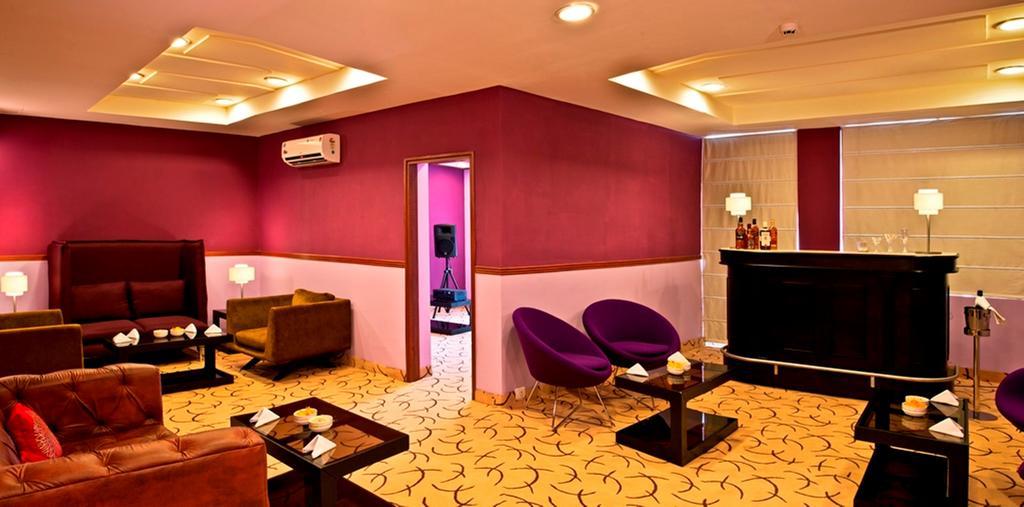 Red Fox By Lemon Tree Hotels, Bhiwadi Esterno foto