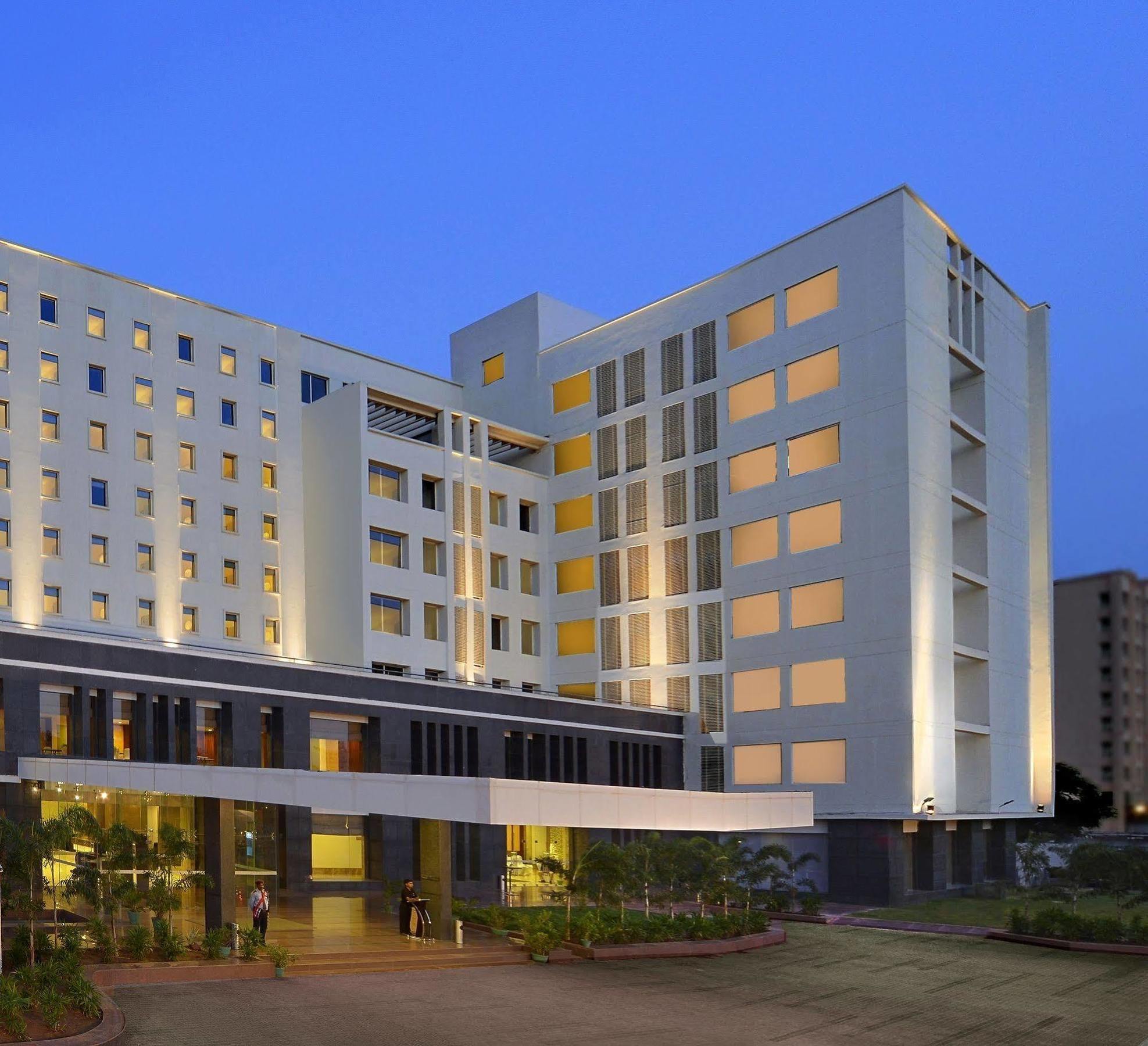 Red Fox By Lemon Tree Hotels, Bhiwadi Esterno foto