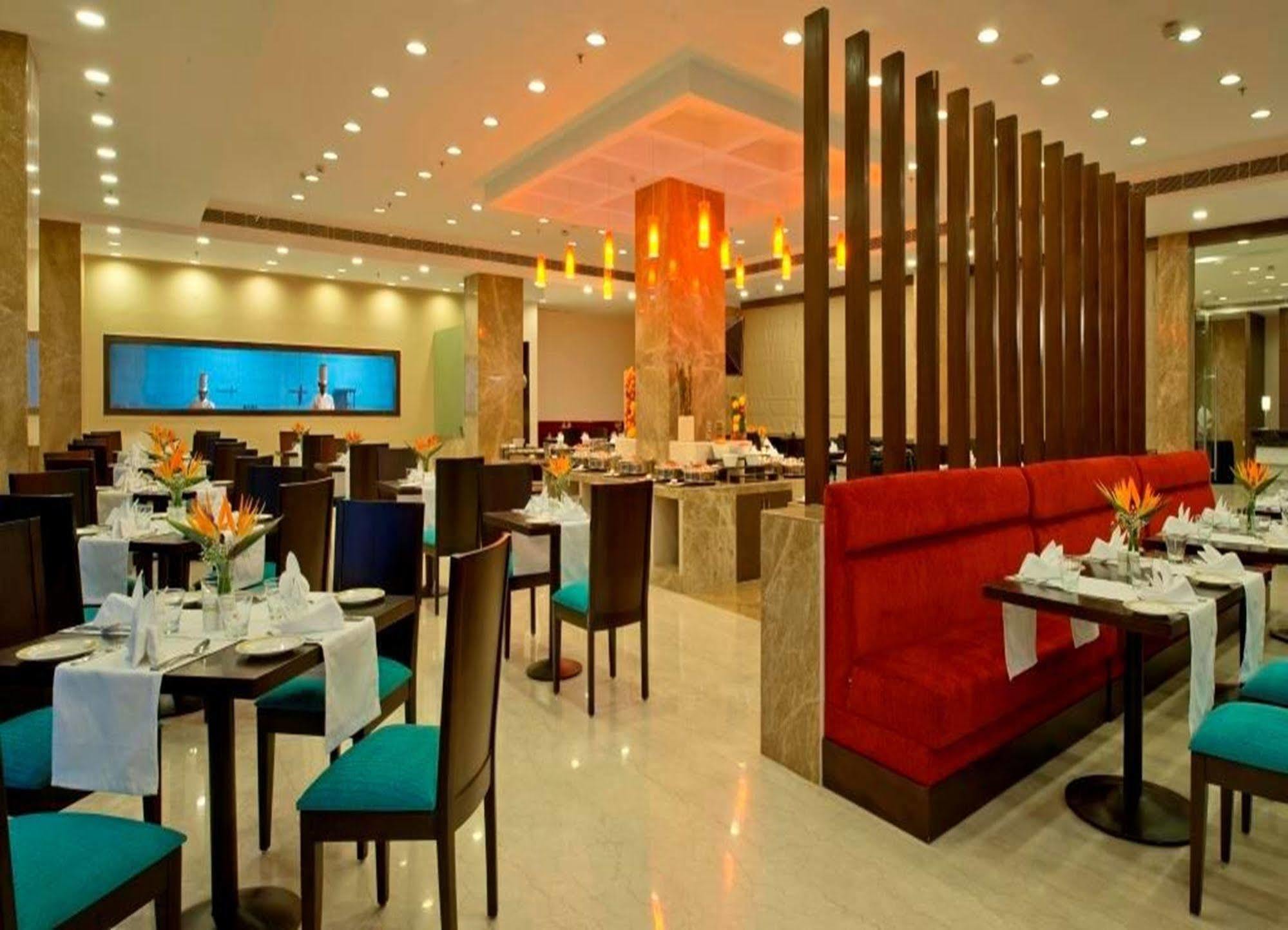 Red Fox By Lemon Tree Hotels, Bhiwadi Esterno foto